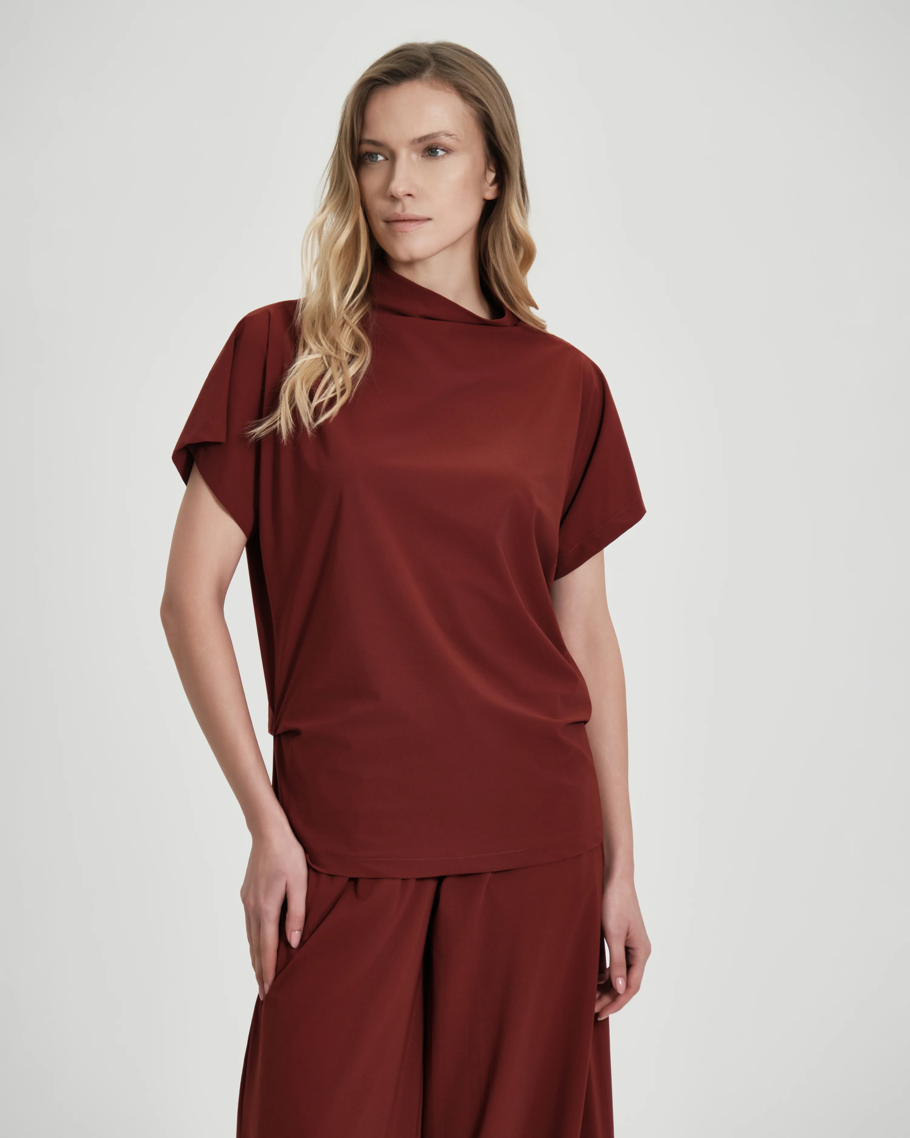 T-shirt donna Suns Berillo Lycra con collo alto morbido - Image 3