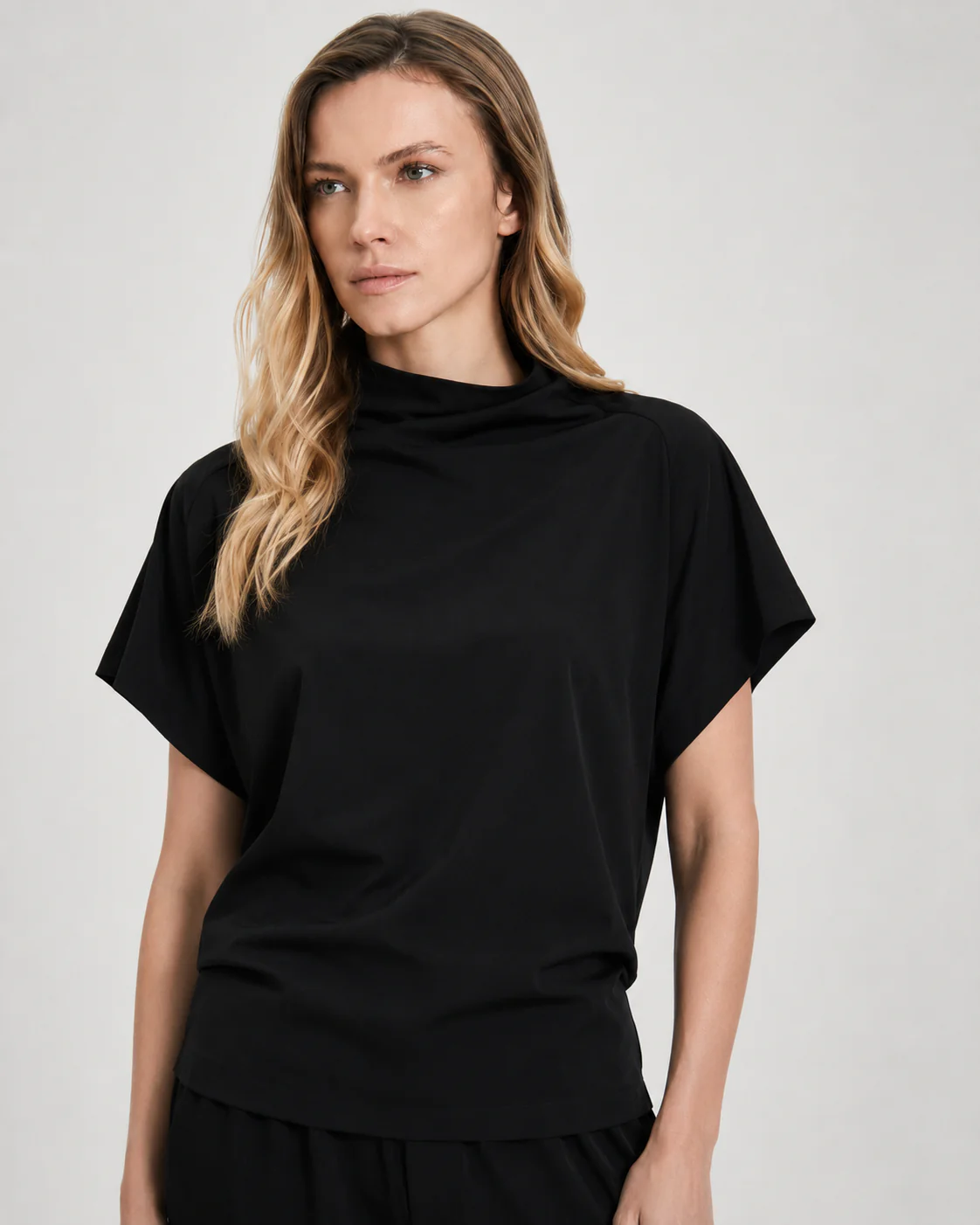 T-shirt donna Suns Berillo Lycra con collo alto morbido - Image 7